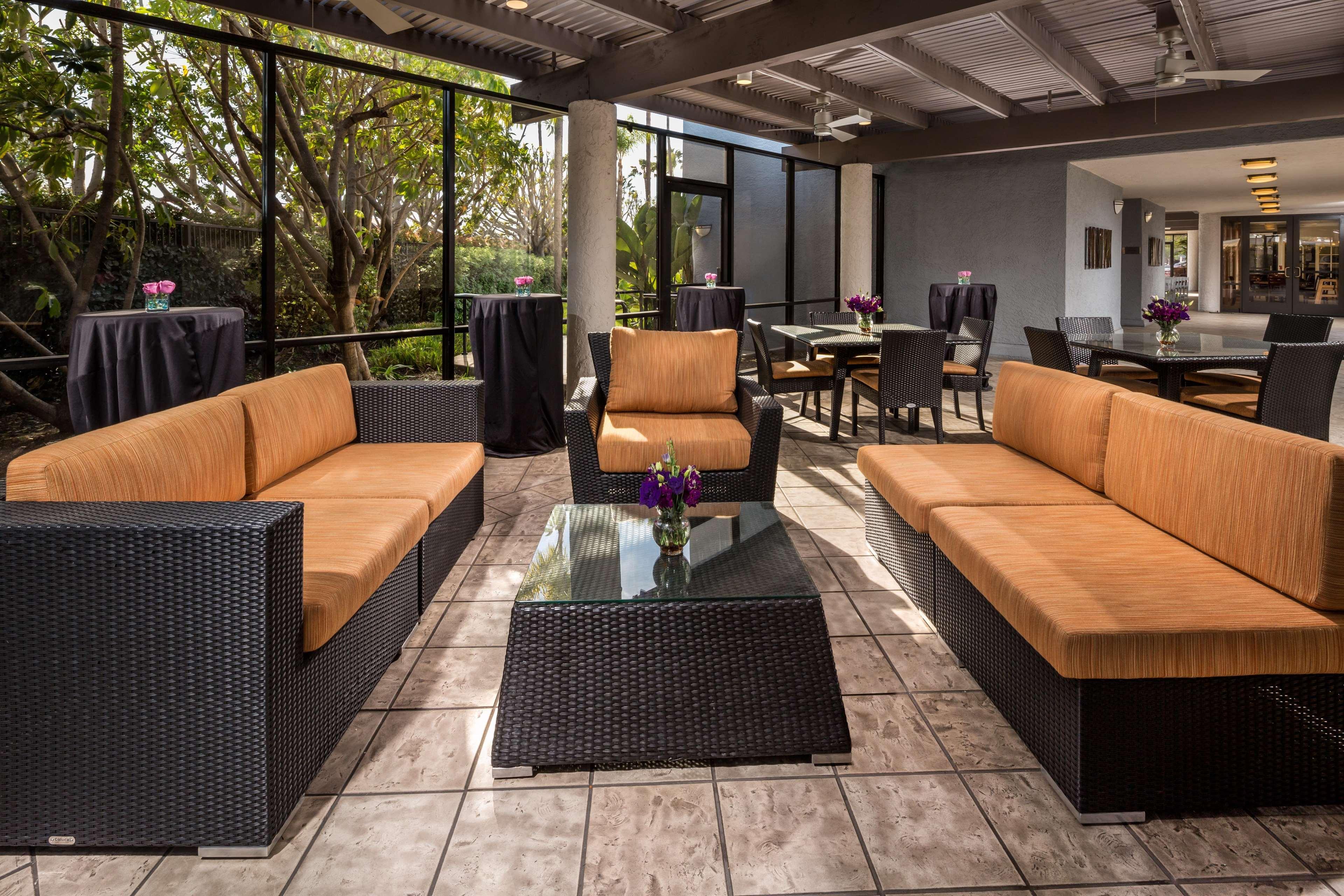 Hotel Doubletree By Hilton Carson Exterior foto